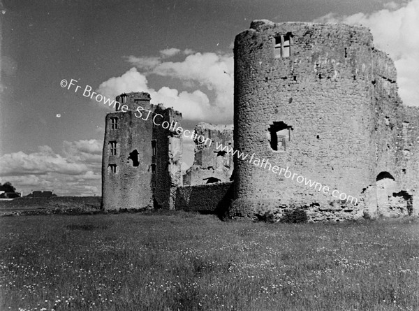 THE CASTLE WESTERN WALL WITH TOWERS